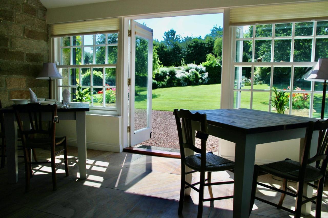 Thistleyhaugh Farmhouse Longhorsley Exterior foto